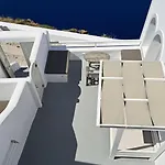 Yposkafo - - Santorini