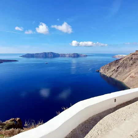 Yposkafo - - Santorini Firá