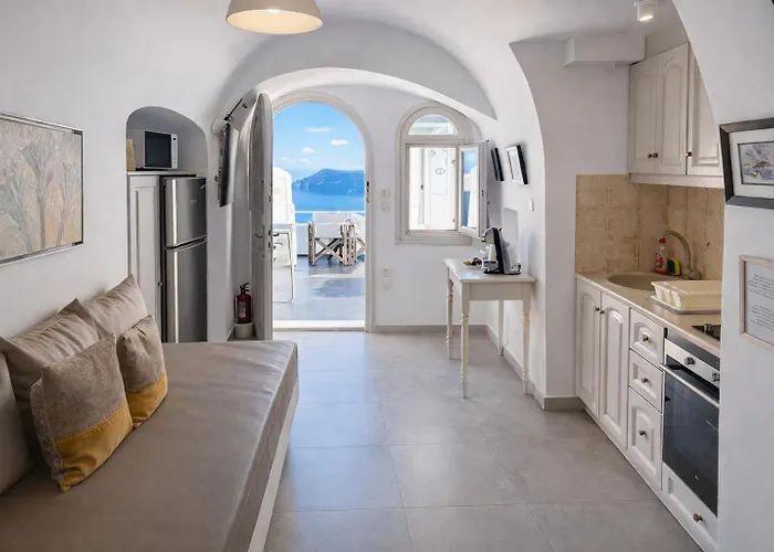 Yposkafo - - Santorini *