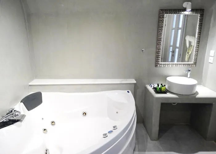 Yposkafo - - Santorini