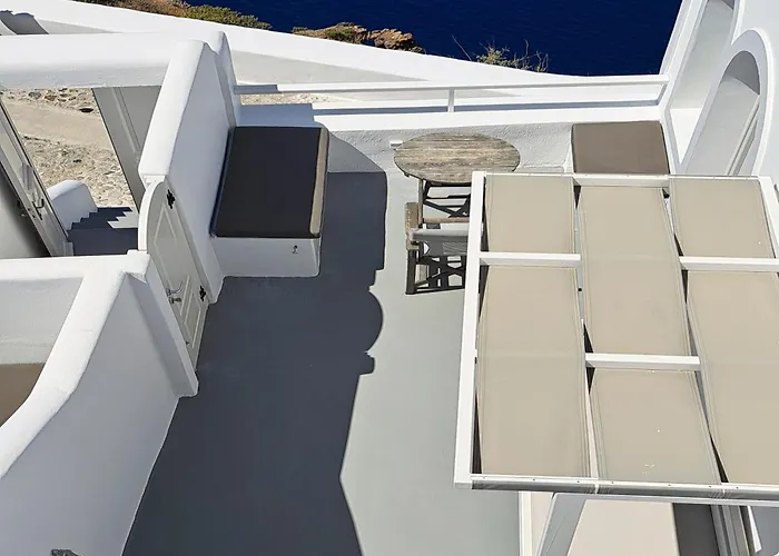 Yposkafo - - Santorini